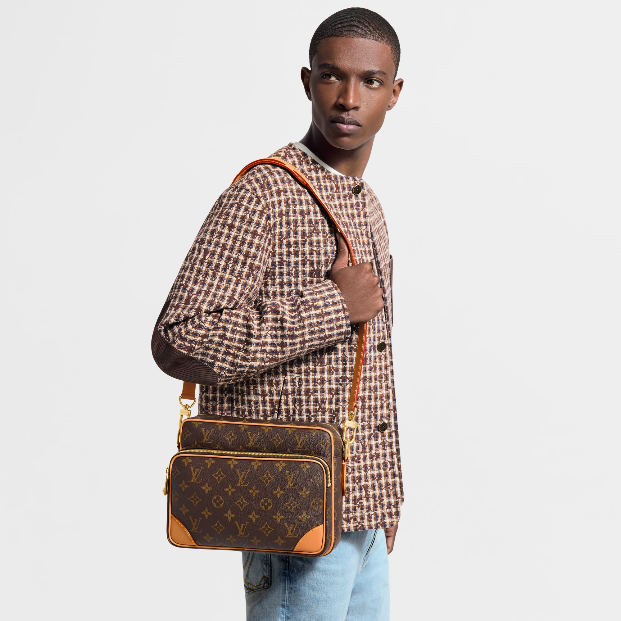 Nil GM Monogram Archive - Men - Bags | LOUIS VUITTON ®